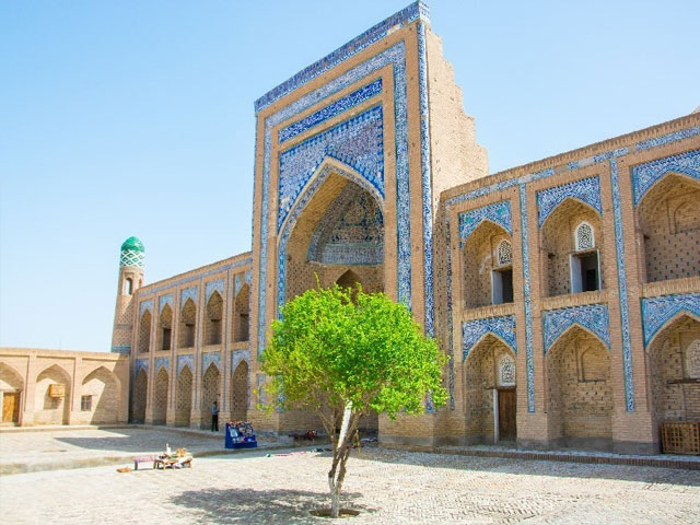 The Muhammad Rakhim-Khan madrasah